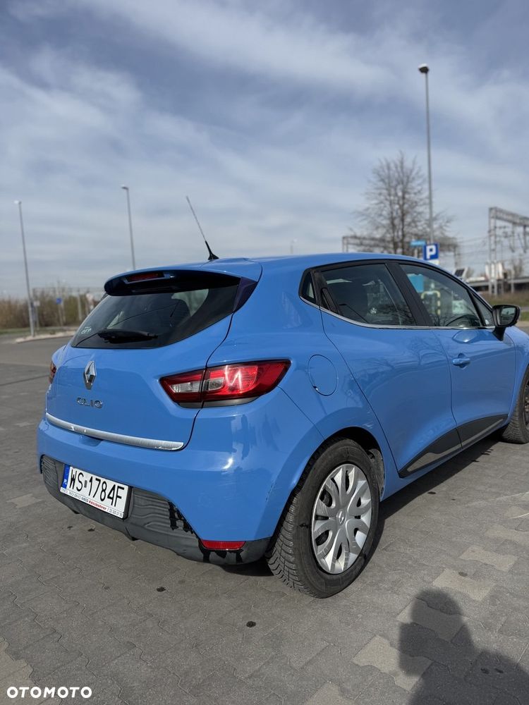 Renault Clio 1.2 16V Alize - 5
