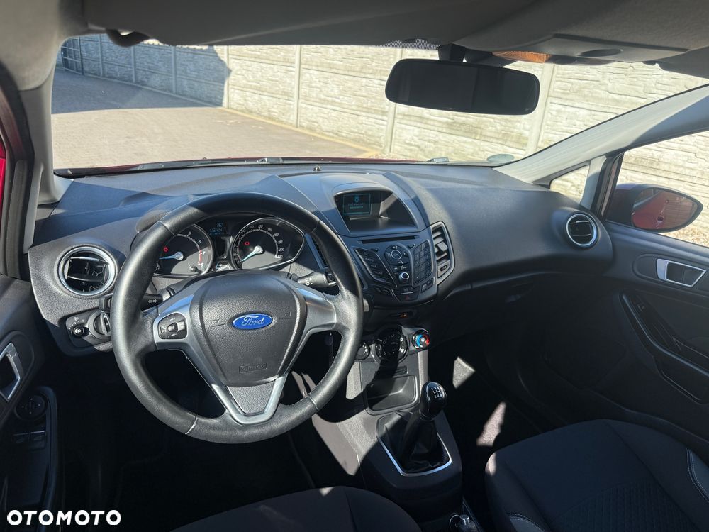 Ford Fiesta - 22