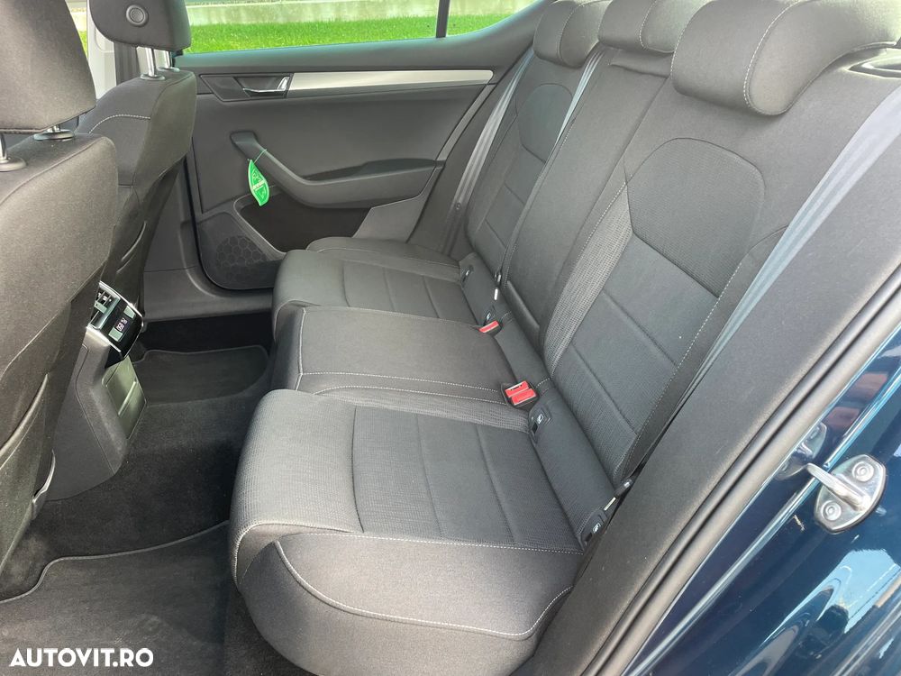 Skoda Superb 2.0 TDI DSG Premium Edition - 7