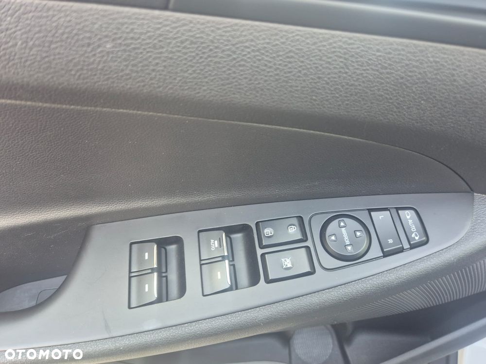 Hyundai Tucson 1.7 CRDI BlueDrive Premium 2WD DCT - 26