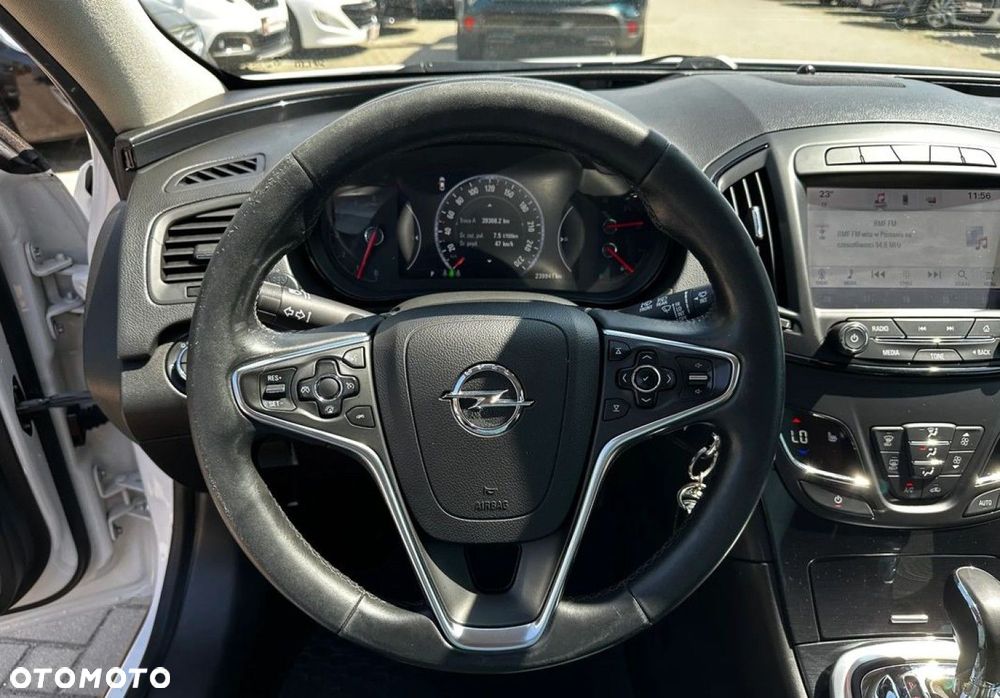 Opel Insignia - 9