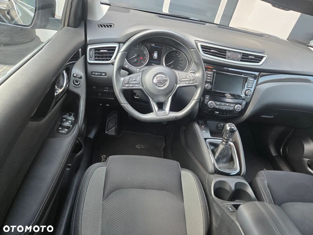 Nissan Qashqai 1.3 DIG-T AKARI - 19