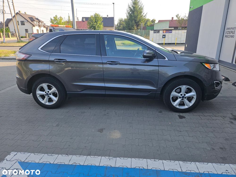 Ford Edge - 4