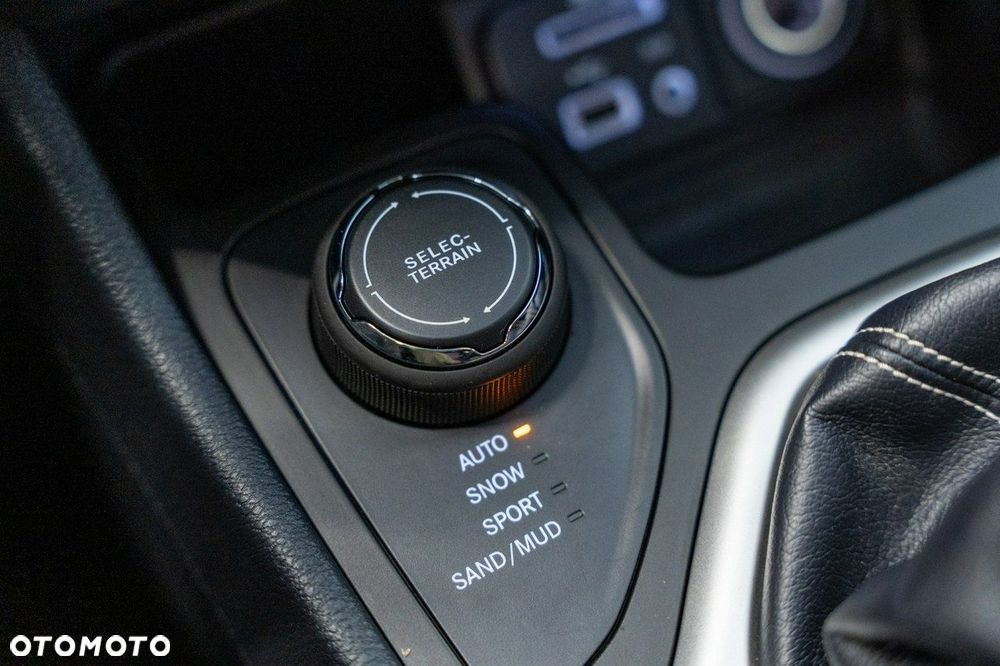 Jeep Cherokee 2.0 Multijet Limited - 22