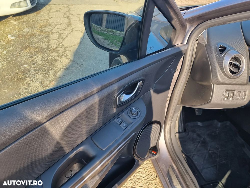 Renault Clio ENERGY TCe 90 Start & Stop Limited - 13