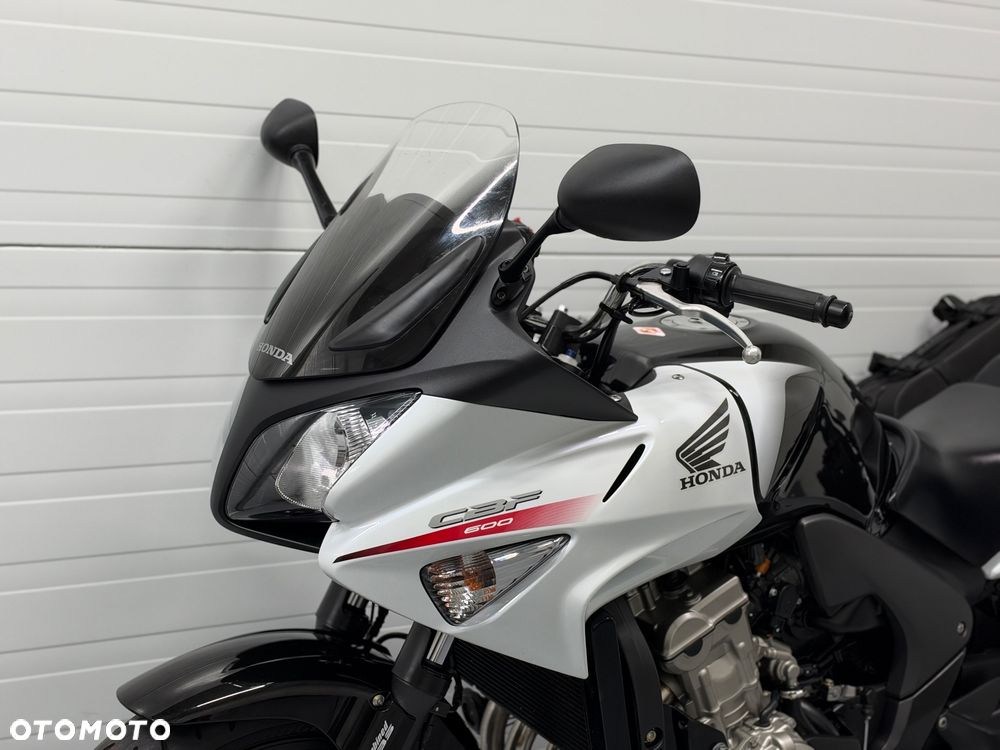 Honda CBF - 27