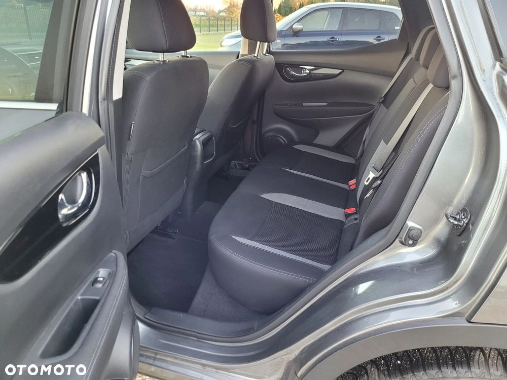 Nissan Qashqai 1.2 DIG-T N-Vision - 10
