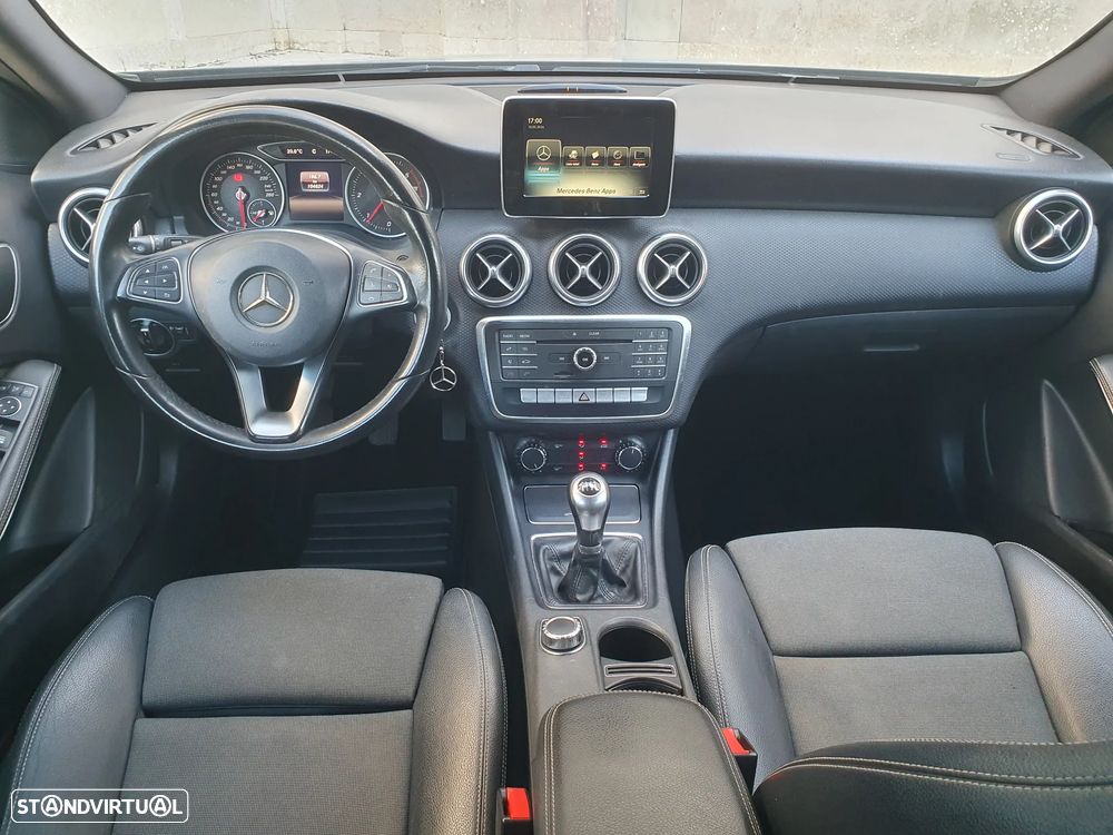 Mercedes-Benz A 160 - 40