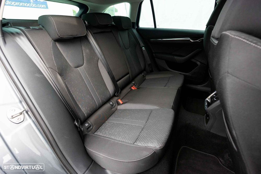 Skoda Octavia Break 1.4 TSi iV Ambition DSG - 32