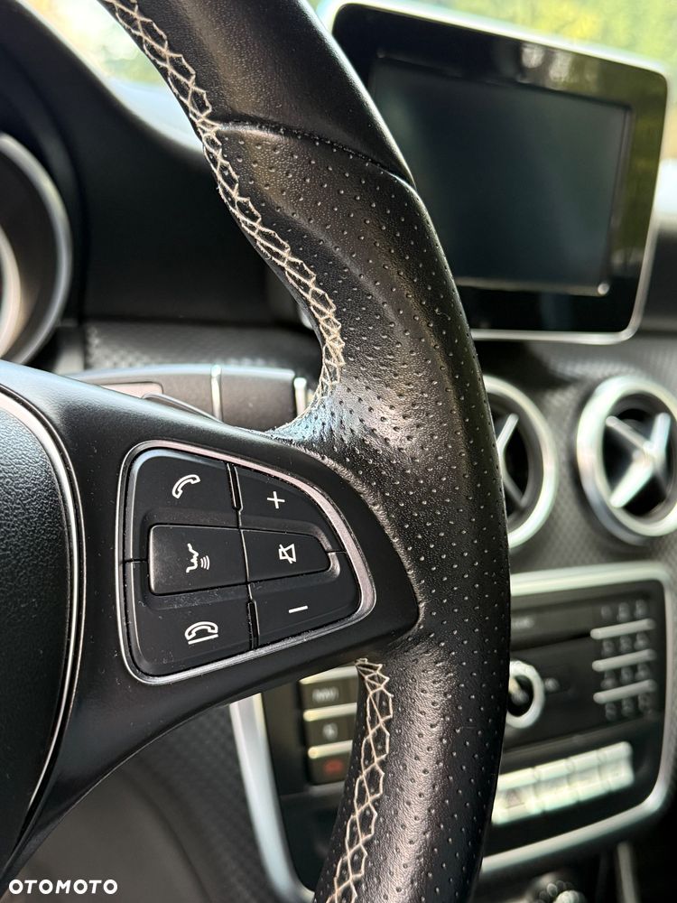 Mercedes-Benz Klasa A 220 d 4Matic 7G-DCT - 16