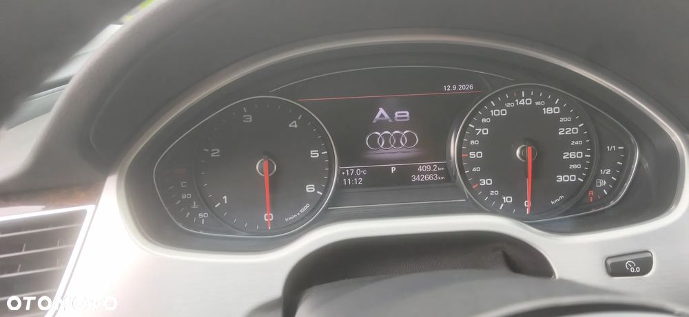 Audi A8 4.2 TDI Quattro - 28