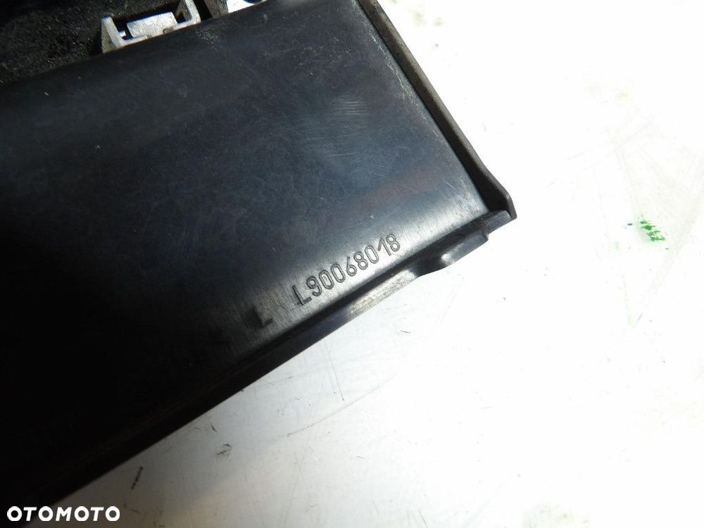 TOYOTA AVENSIS T27 LIFT SEDAN LAMPA TYŁ LEWA L90068018 - 3
