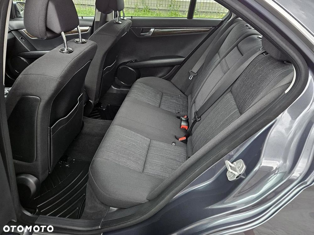 Mercedes-Benz Klasa C 200 Kompressor Elegance - 25