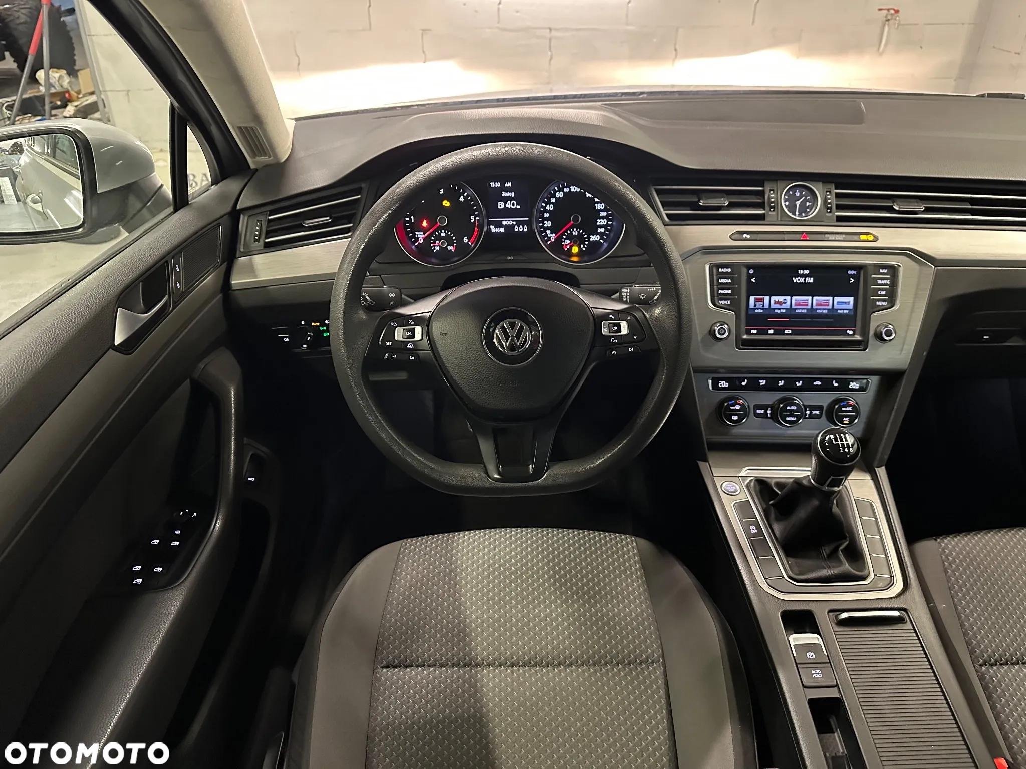Volkswagen Passat 2.0 TDI SCR Comfortline - 17