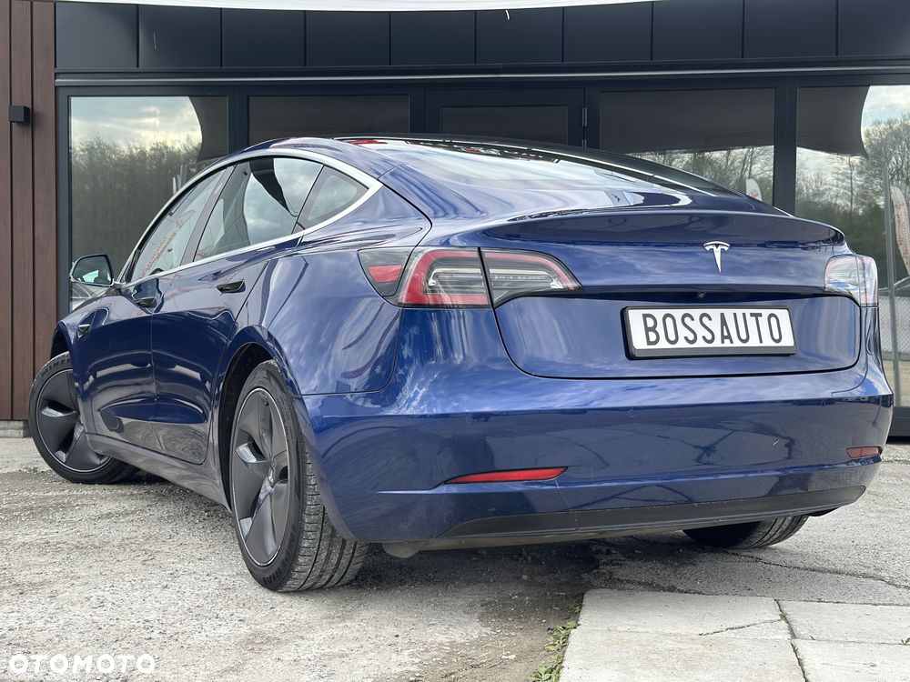 Tesla Model 3 Standard Reichweite Plus Hinterradantrieb - 5