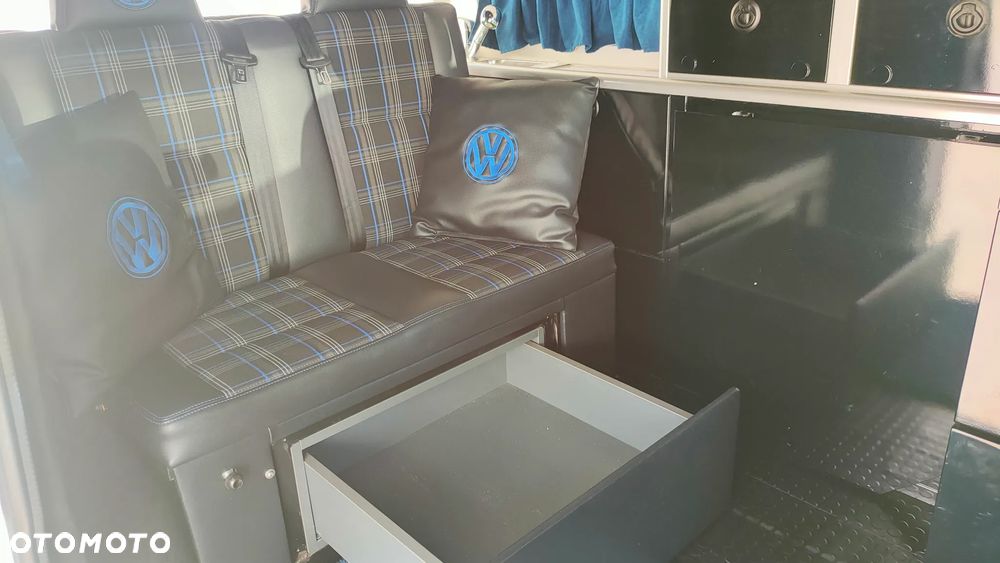 Volkswagen Transporter - 15