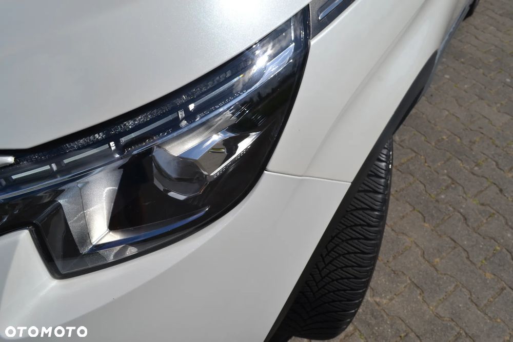 Peugeot 3008 1.2 PureTech GPF Allure S&S EAT8 - 17