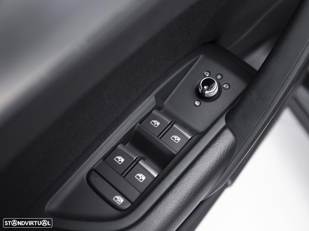 Audi Q5 Sportback 50 TFSIe quattro Advance S tronic - 16