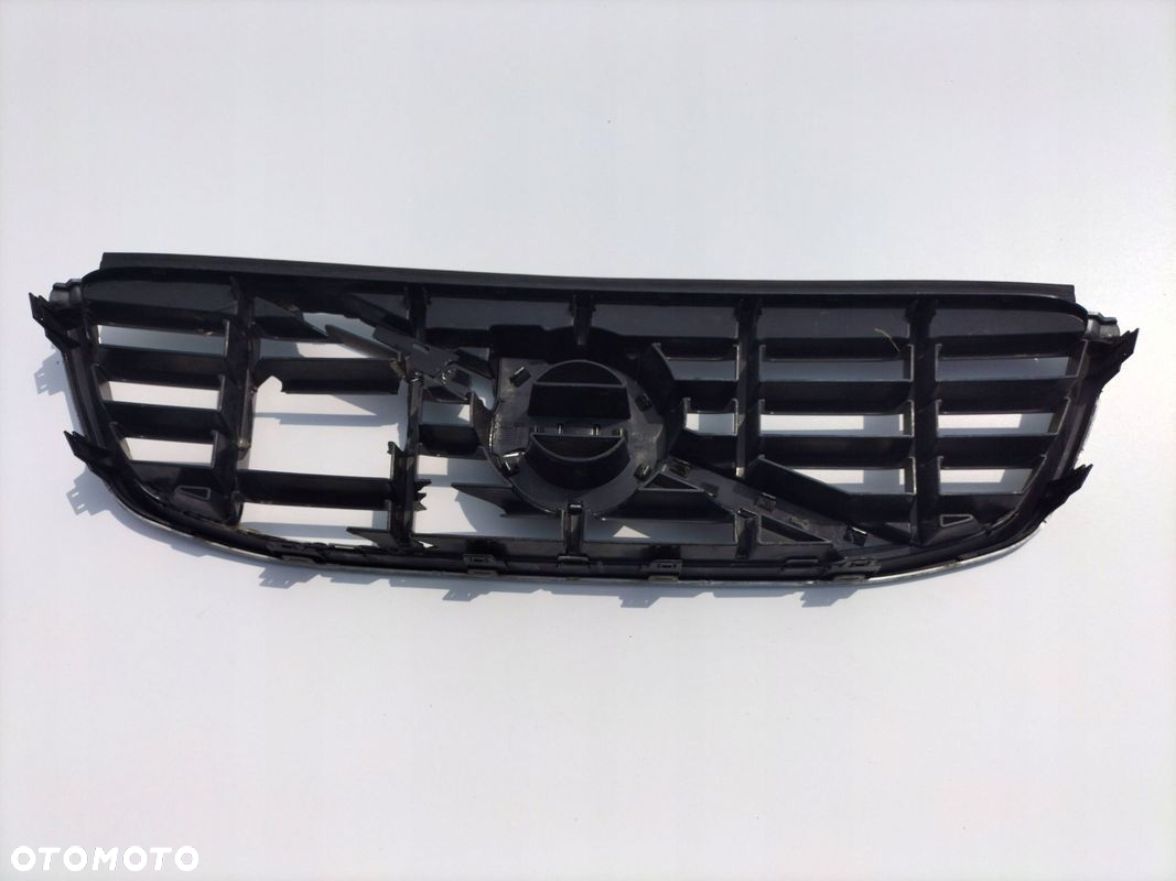 ATRAPA CHŁODNICY GRILL VOLVO XC60 - 4