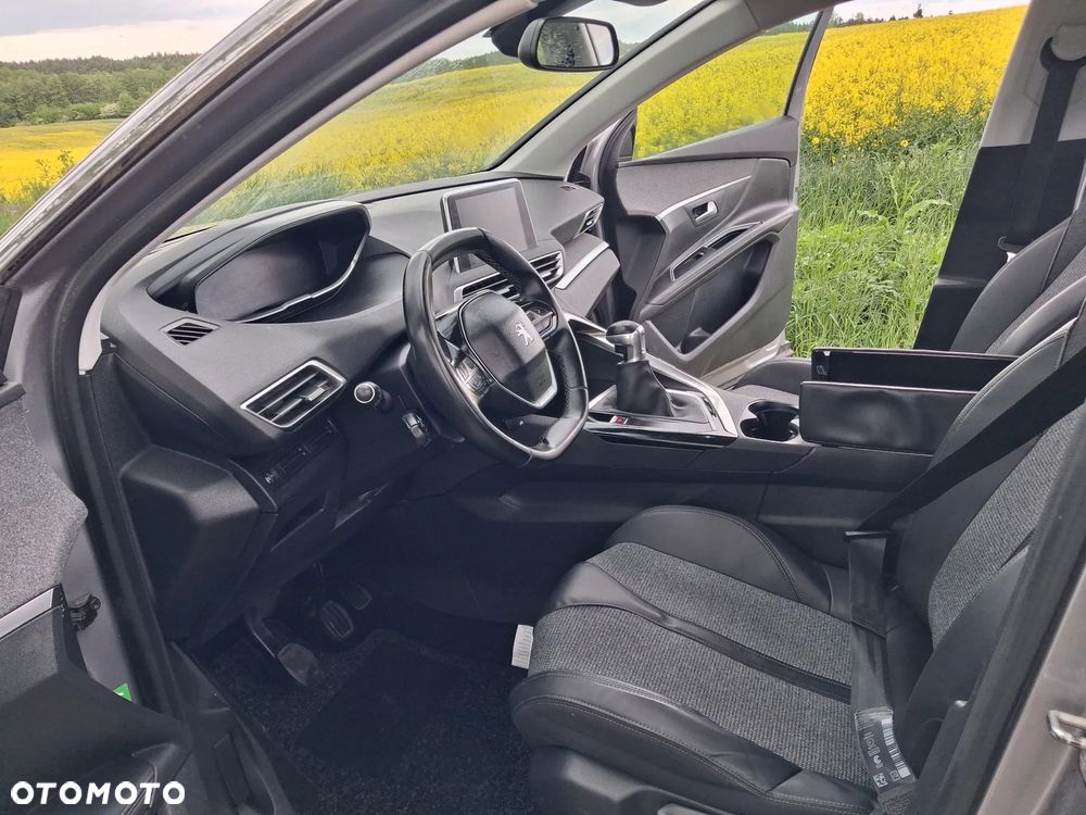 Peugeot 5008 BlueHDi 130 Active - 18