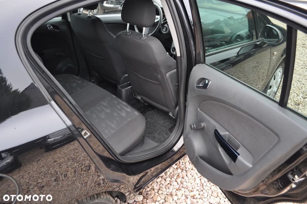 Opel Corsa 1.4 16V - 17