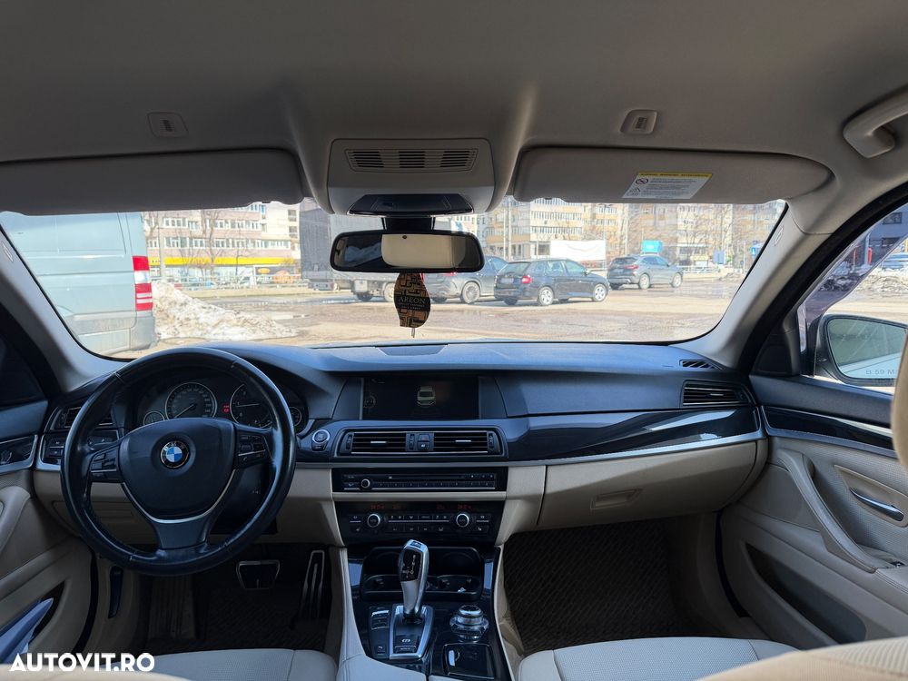 BMW Seria 5 520d Aut. - 7