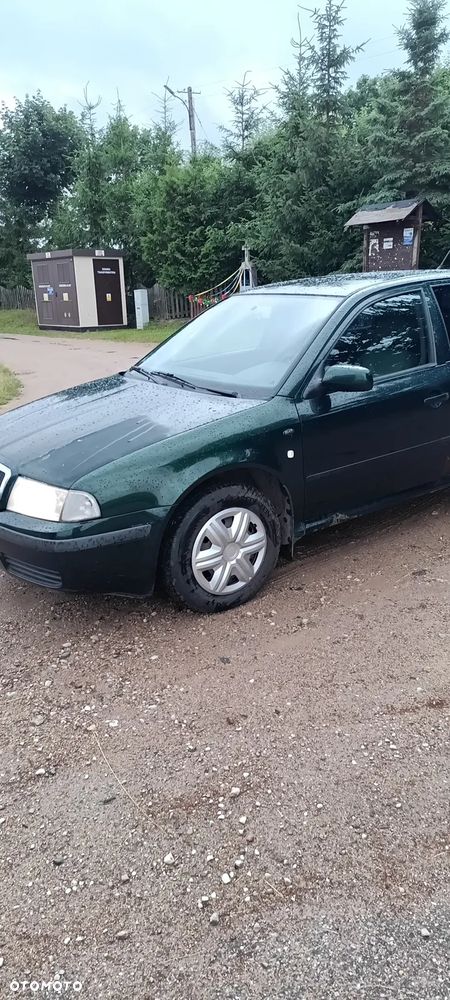 Skoda Octavia 1.6 GLX - 6