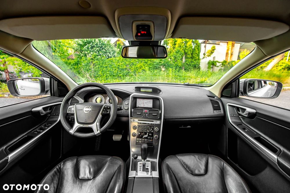 Volvo XC 60 D5 AWD RDesign - 5