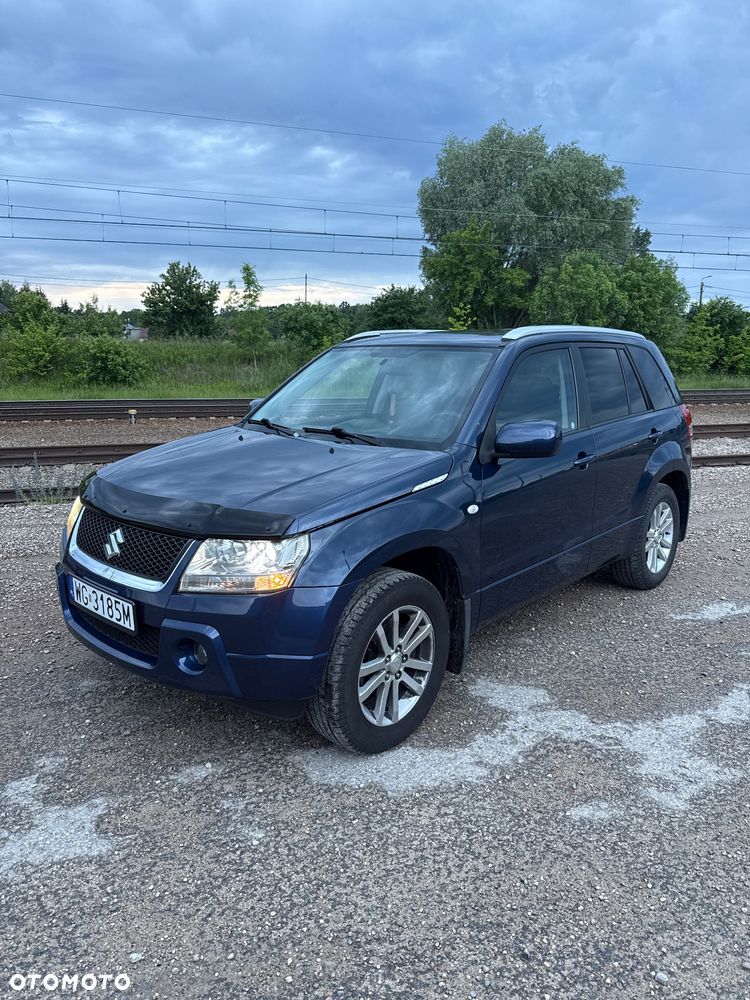 Suzuki Grand Vitara 2.0 Comfort - 2