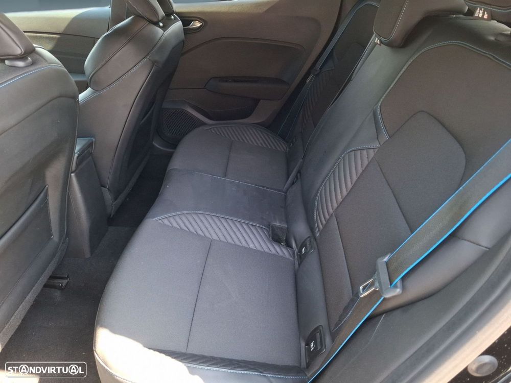 Renault Clio — fotografia 14