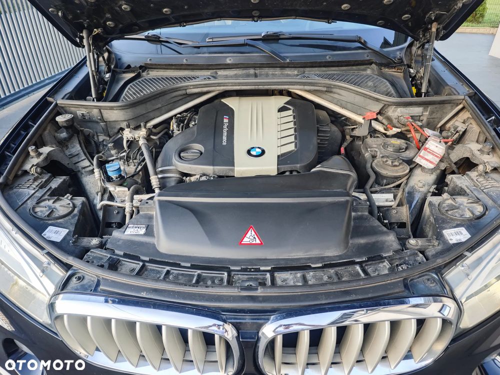 BMW X5 M M50d - 16