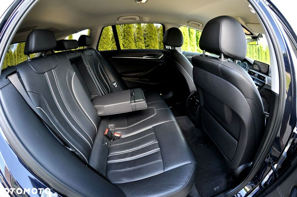 BMW Seria 5 520d Luxury Line sport - 14