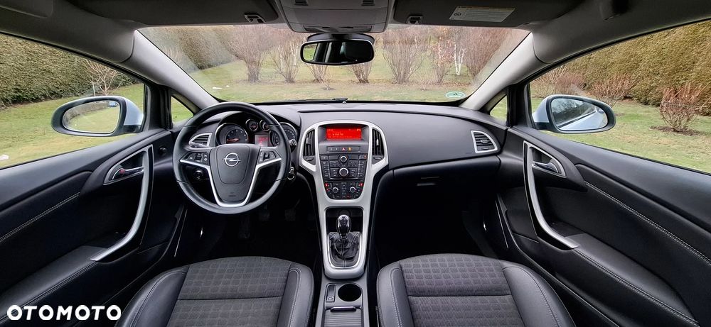 Opel Astra 1.6 Turbo Innovation - 8