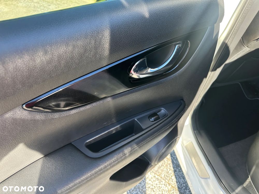 Nissan Qashqai 1.6 DIG-T TEKNA+ - 18