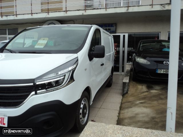 Renault trafic - 3