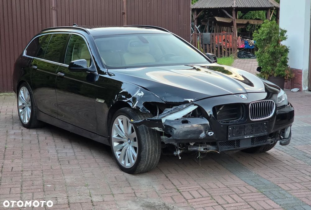 BMW Seria 5 535i Luxury Line - 2