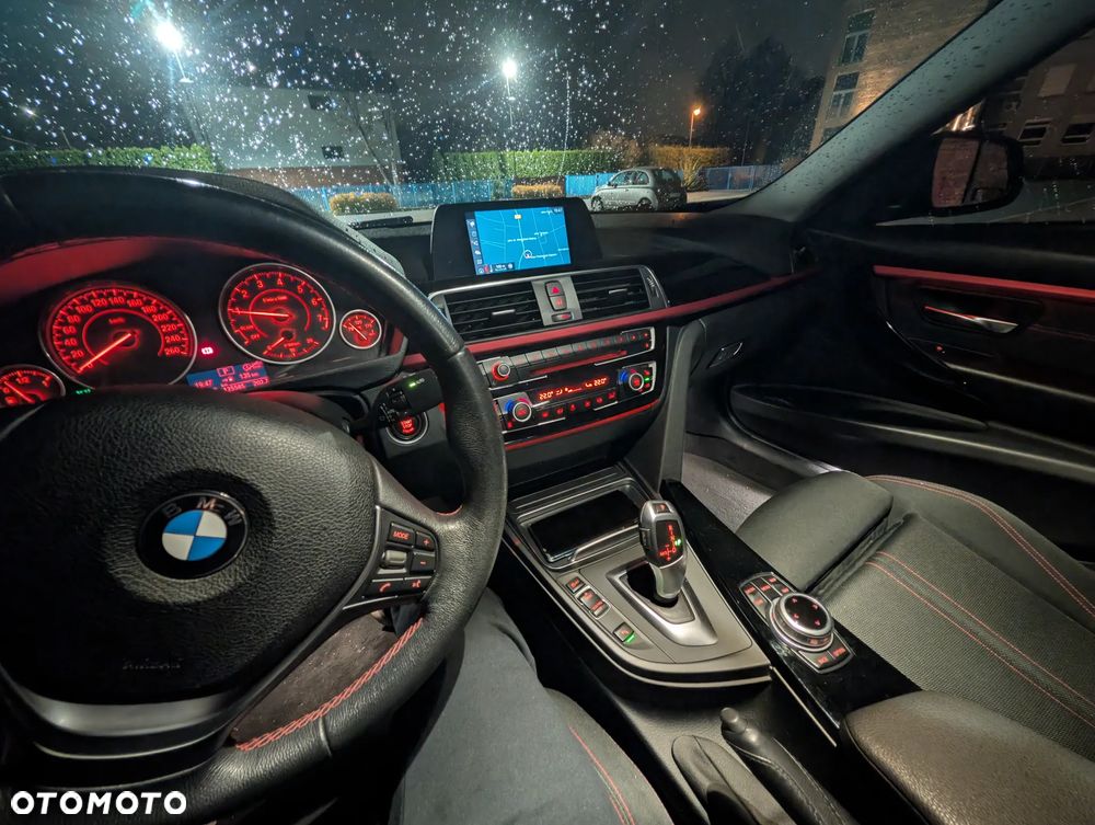 BMW Seria 3 318i Sport Line - 8