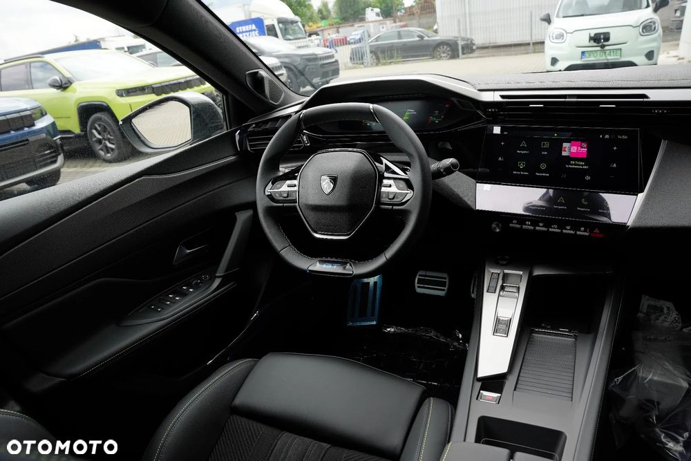 Peugeot 308 1.2 mHEV GT Exclusive S&S e-DCS6 - 10