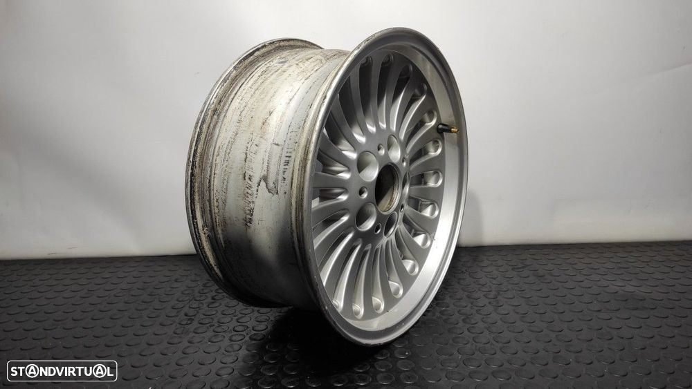 PNEU BMW SERIE 5 BERLINA (E39) 528I - 6