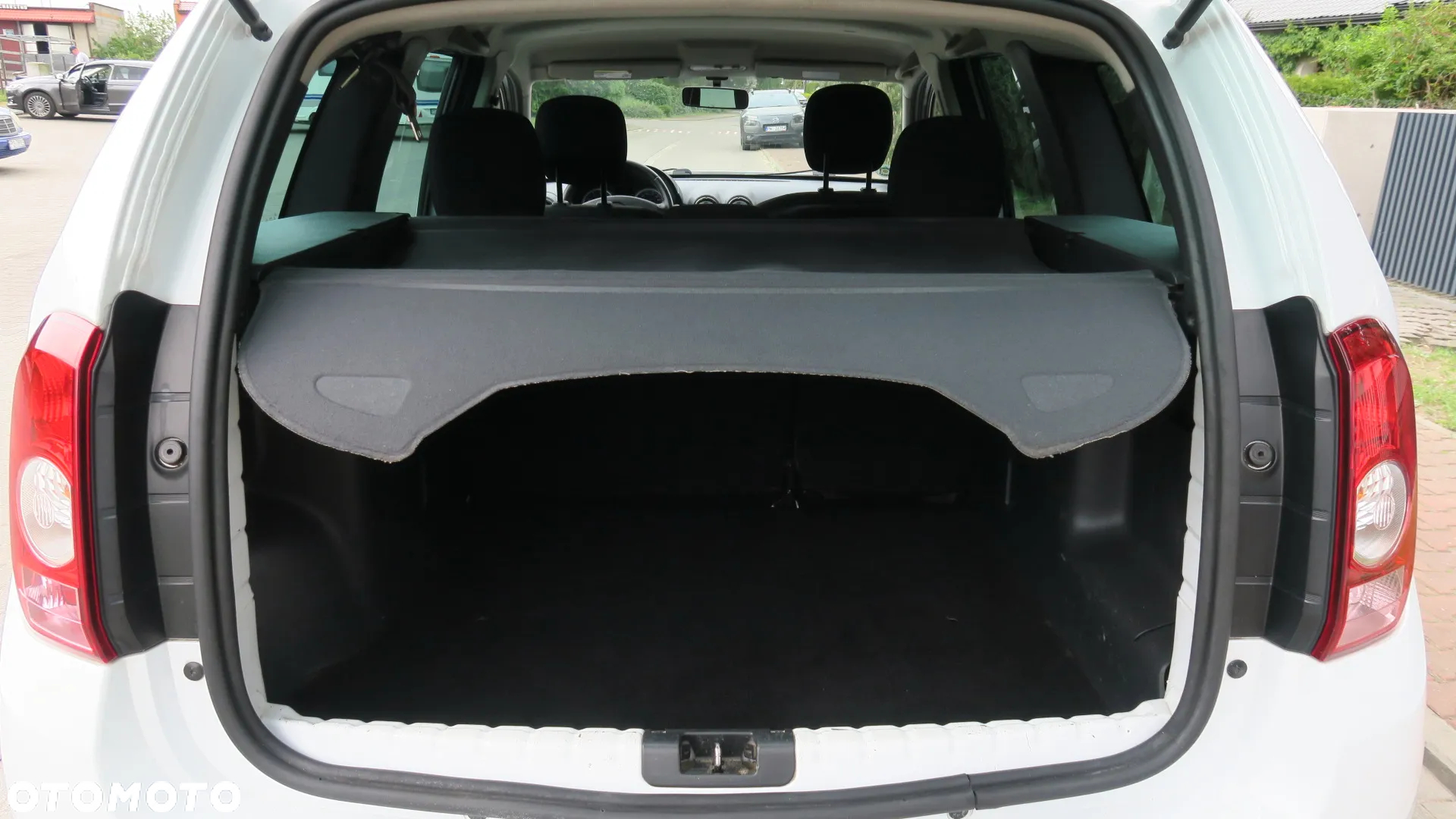 Dacia Duster 1.6 16V 4x2 Essentiel - 14