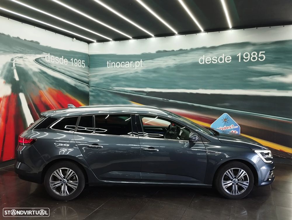 Renault Mégane Sport Tourer 1.6 E-Tech Plug-In Limited - 4