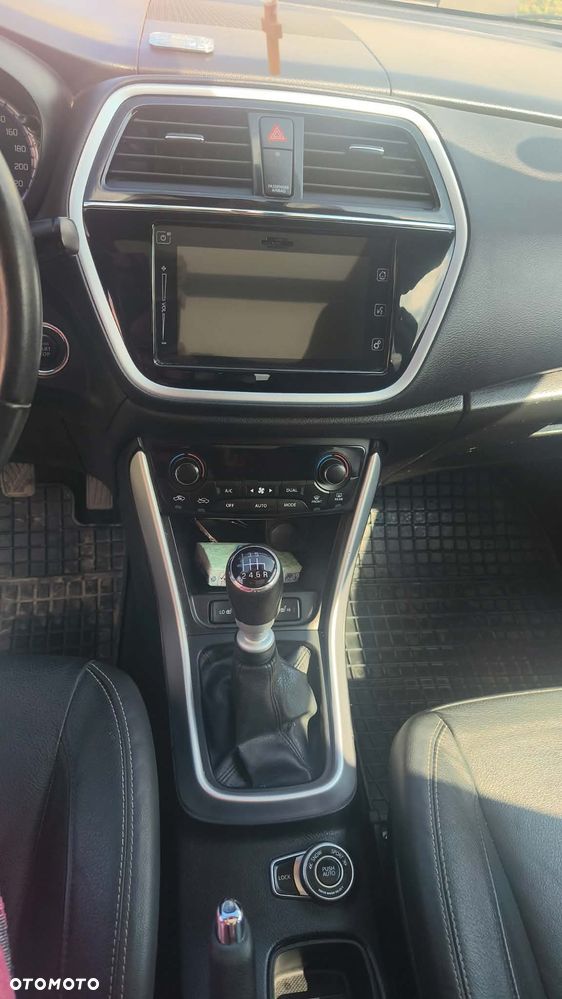 Suzuki SX4 - 3