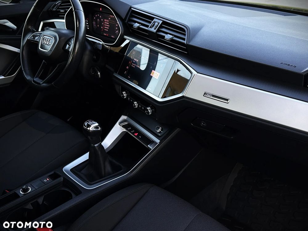Audi Q3 35 TFSI - 18