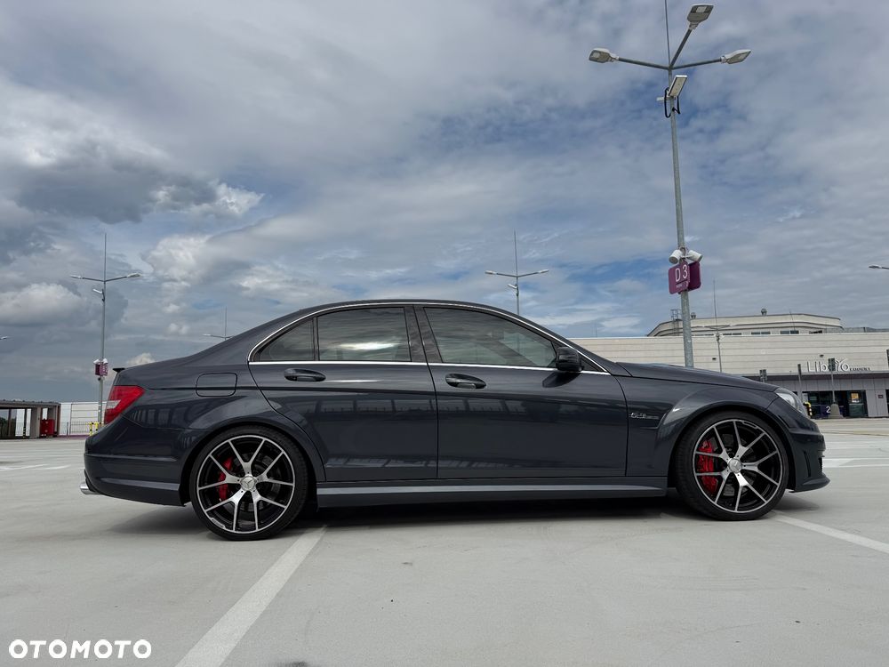 Mercedes-Benz Klasa C 63 AMG AMG SPEEDSHIFT MCT Edition 507 - 7