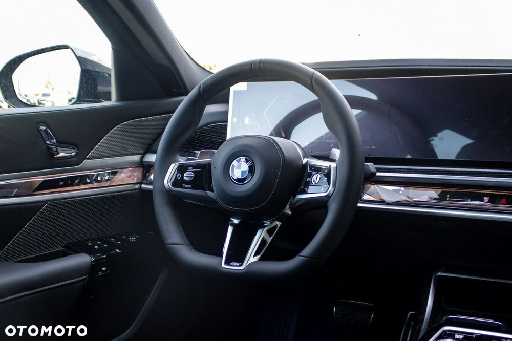 BMW Seria 7 - 22