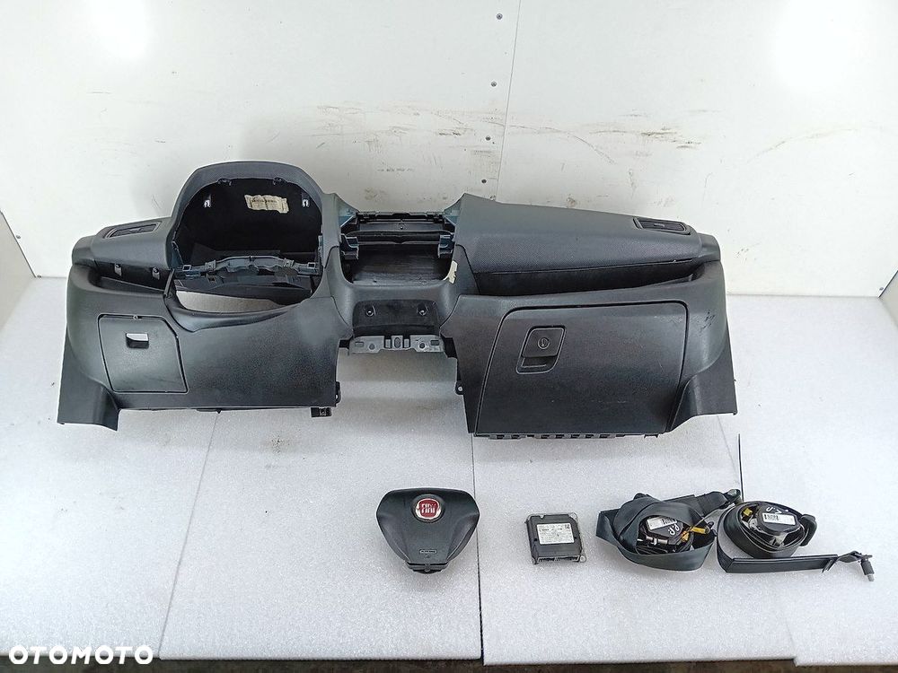 DESKA ROZDZIELCZA,KONSOLA PODUSZKI SENSOR PASY FIAT DOBLO III 1.6 MULTIJET - 1