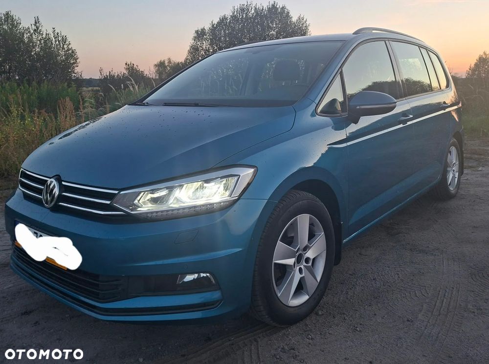 Volkswagen Touran - 4