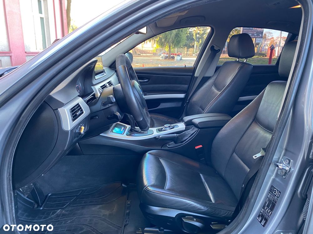 BMW Seria 3 - 16