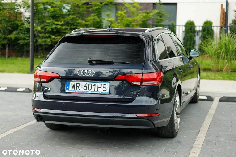 Audi A4 Avant - 13