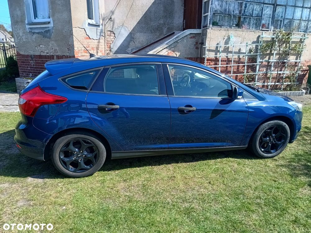 Ford Focus 1.6 Trend - 8